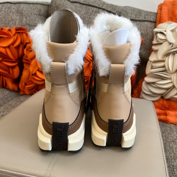 ❣️🆕Sorel Ona RMX Glacy Waterproof Cold-Weather
Boots❣️ - Picture 7 of 11